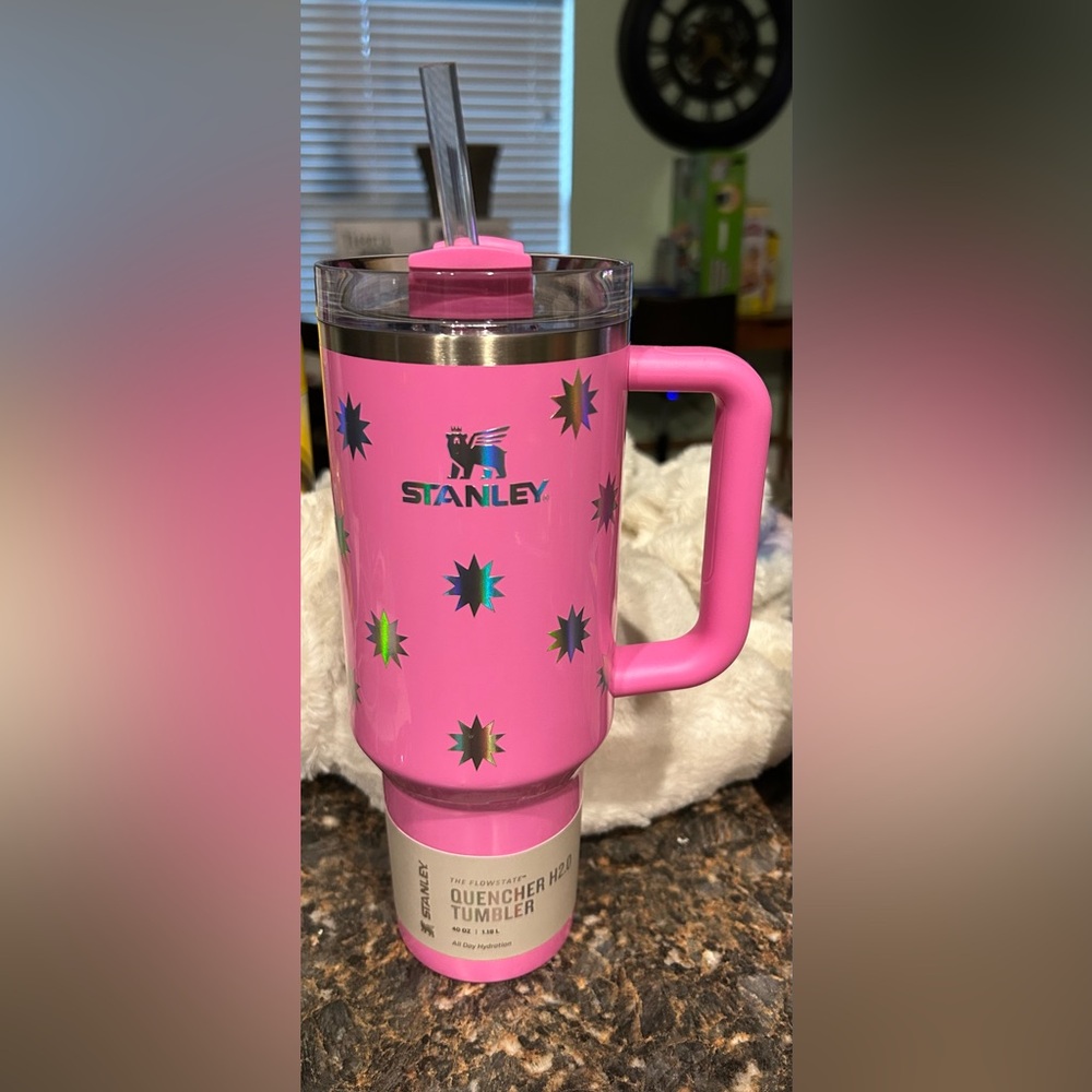 Stanley 40 oz pink cup/tumbler new with tags shiny/bling